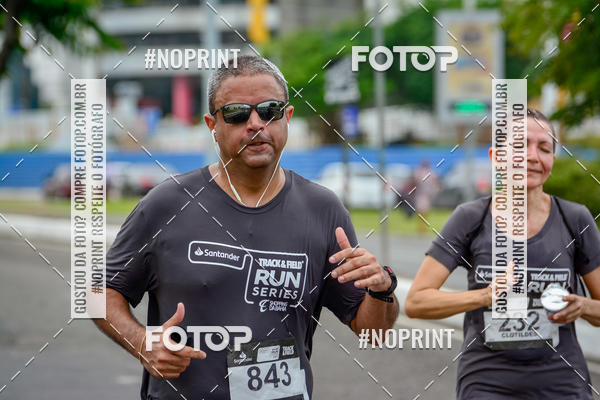 Buy your photos of the eventSantander Track&Field Run Series - Shopping da Bahia on Fotop
