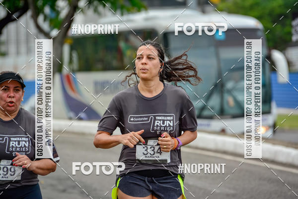 Buy your photos of the eventSantander Track&Field Run Series - Shopping da Bahia on Fotop
