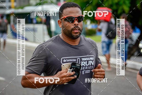 Buy your photos of the eventSantander Track&Field Run Series - Shopping da Bahia on Fotop