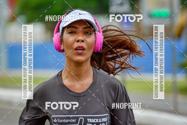 Buy your photos of the eventSantander Track&Field Run Series - Shopping da Bahia on Fotop