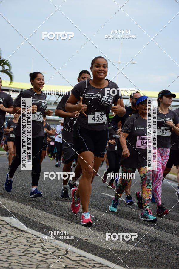 Acquista le foto dell'eventoSantander Track&Field Run Series - Shopping da Bahia in Fotop