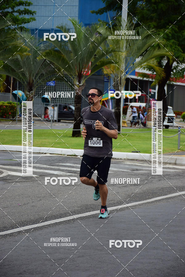 Compre as suas fotos do eventoSantander Track&Field Run Series - Shopping da Bahia no Fotop