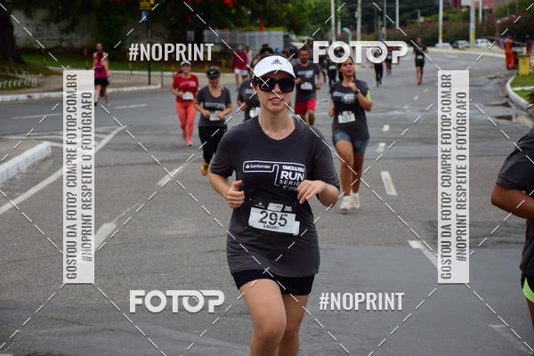 Acquista le foto dell'eventoSantander Track&Field Run Series - Shopping da Bahia in Fotop