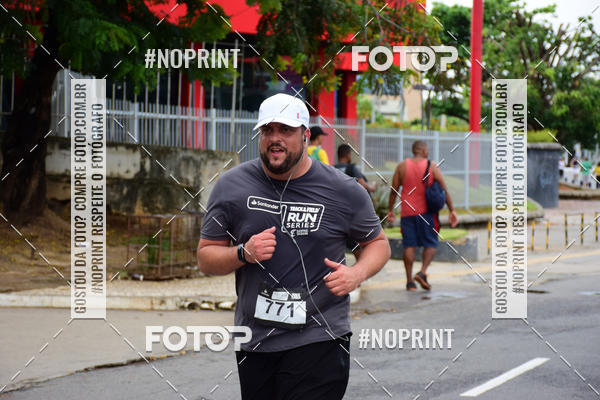Acquista le foto dell'eventoSantander Track&Field Run Series - Shopping da Bahia in Fotop