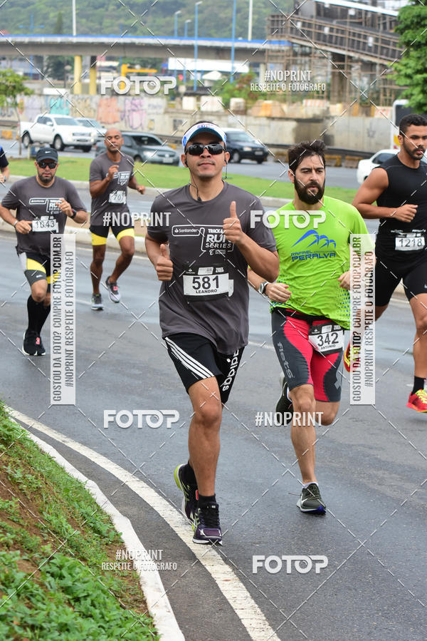 Acquista le foto dell'eventoSantander Track&Field Run Series - Shopping da Bahia in Fotop