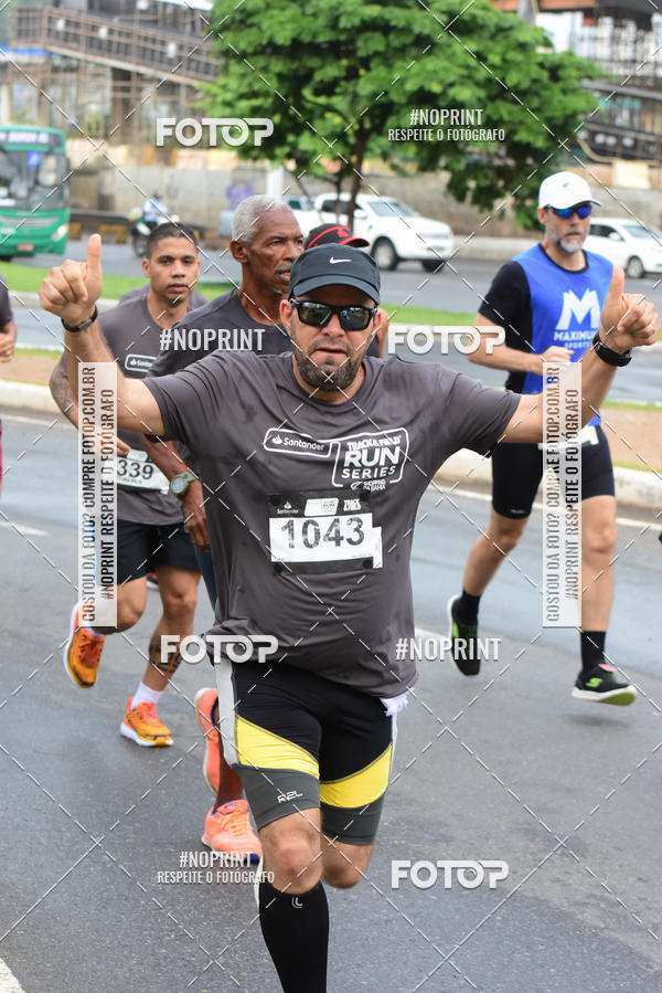 Acquista le foto dell'eventoSantander Track&Field Run Series - Shopping da Bahia in Fotop