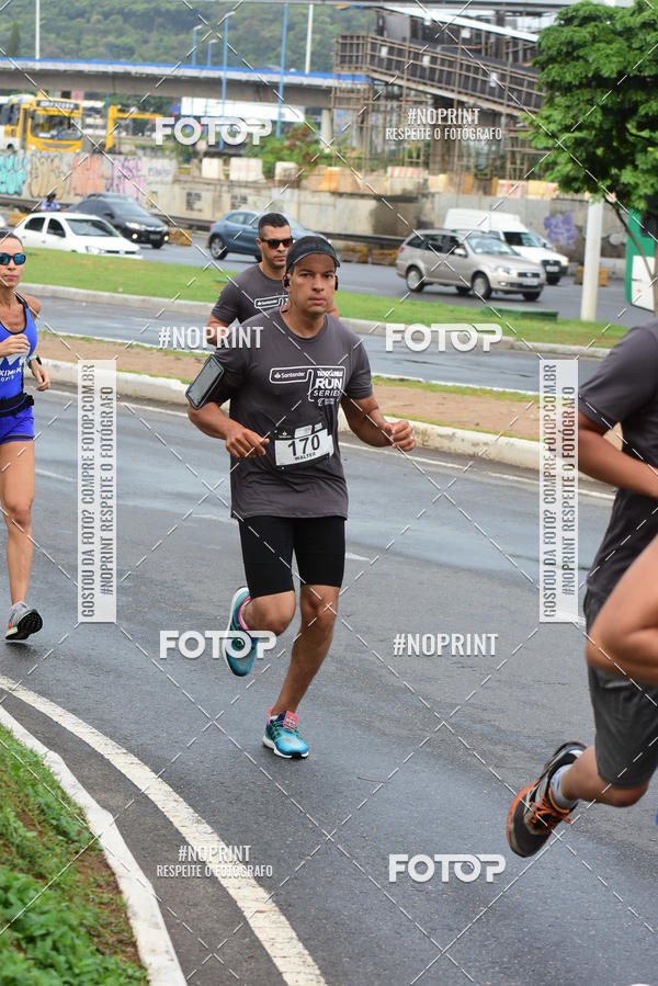 Acquista le foto dell'eventoSantander Track&Field Run Series - Shopping da Bahia in Fotop