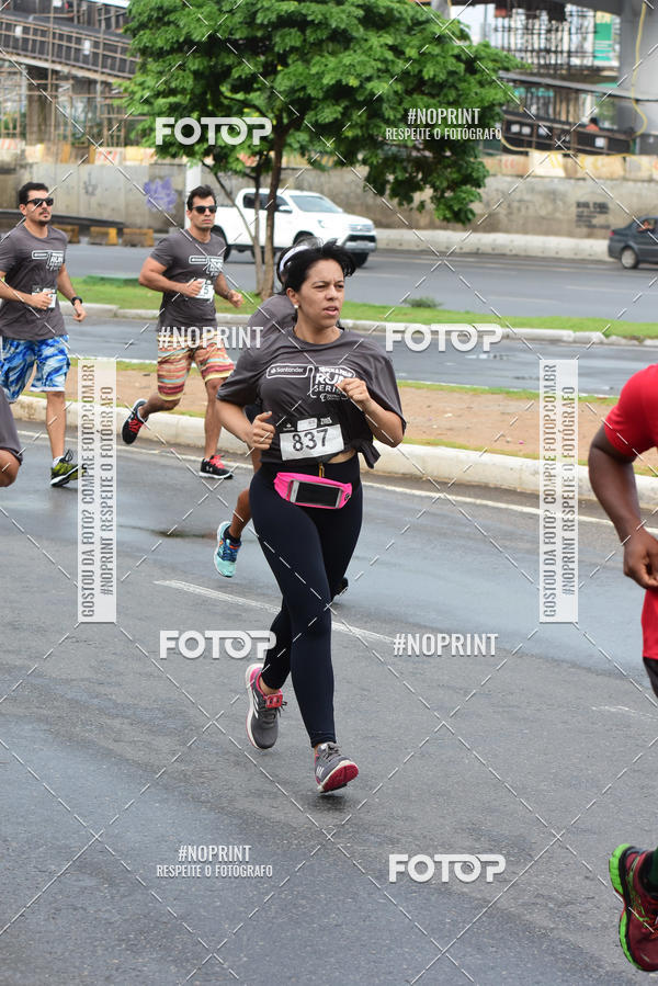 Buy your photos of the eventSantander Track&Field Run Series - Shopping da Bahia on Fotop