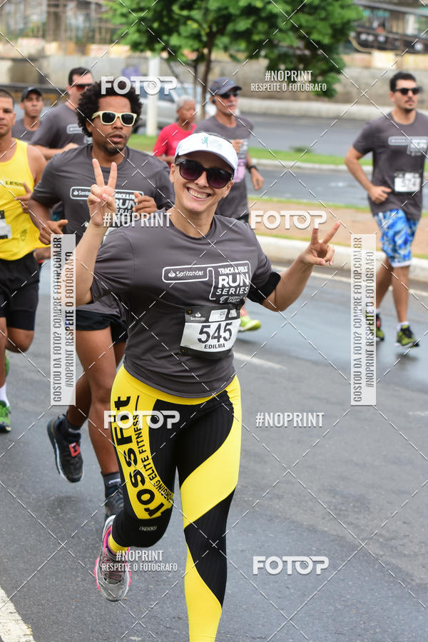 Buy your photos of the eventSantander Track&Field Run Series - Shopping da Bahia on Fotop