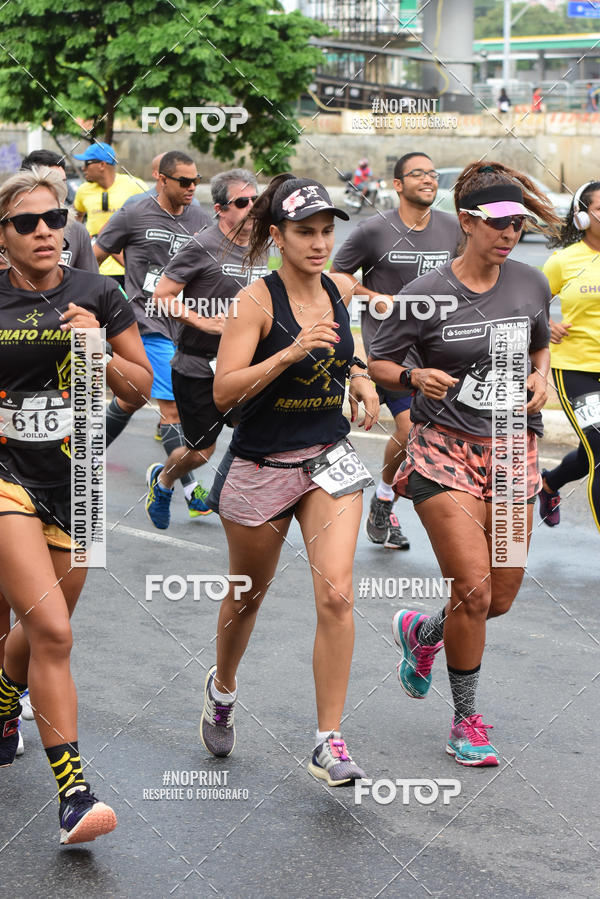 Buy your photos of the eventSantander Track&Field Run Series - Shopping da Bahia on Fotop