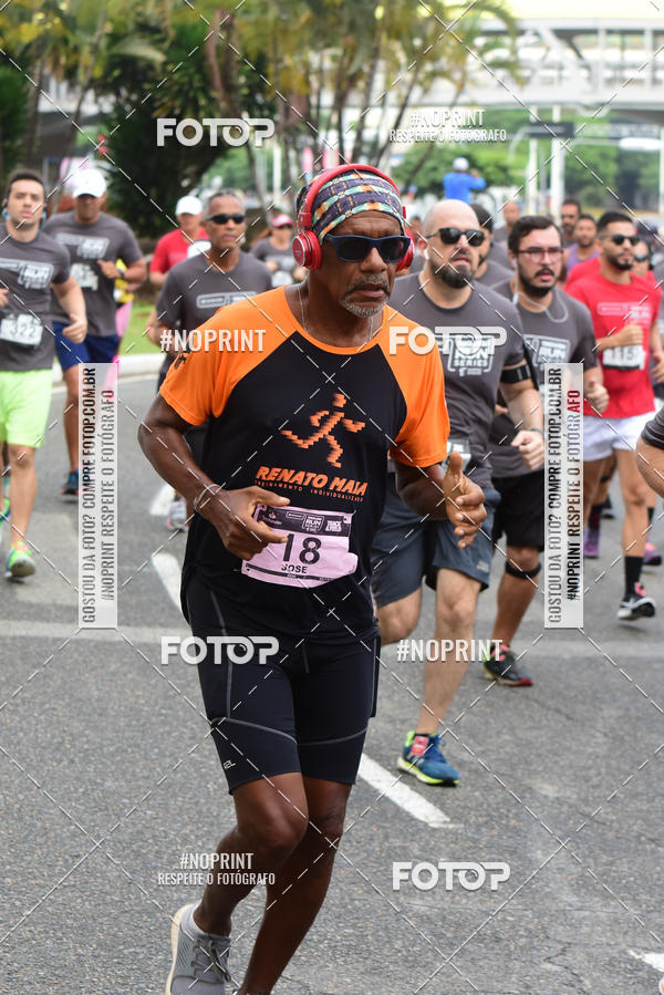 Buy your photos of the eventSantander Track&Field Run Series - Shopping da Bahia on Fotop