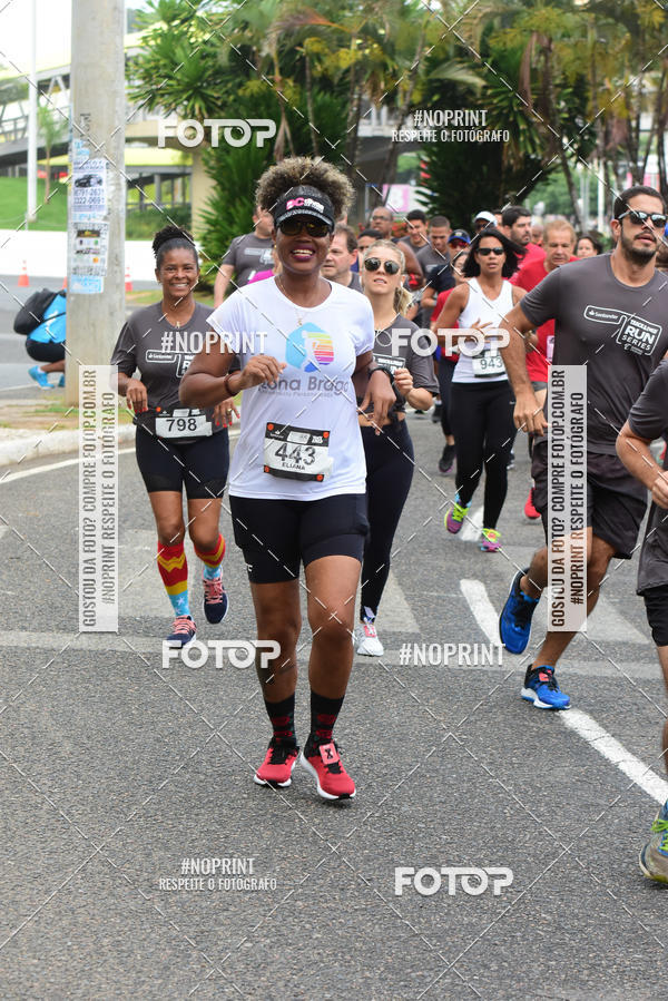Buy your photos of the eventSantander Track&Field Run Series - Shopping da Bahia on Fotop