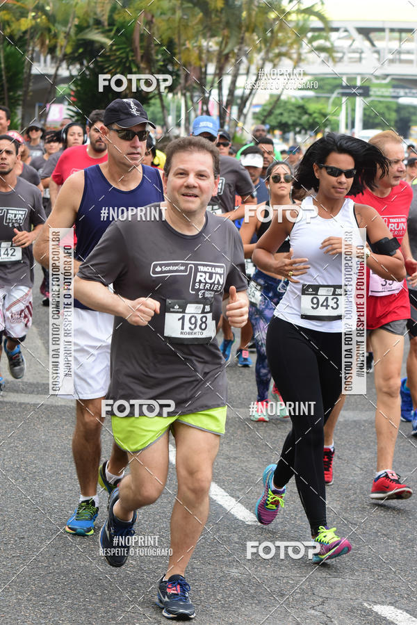 Buy your photos of the eventSantander Track&Field Run Series - Shopping da Bahia on Fotop