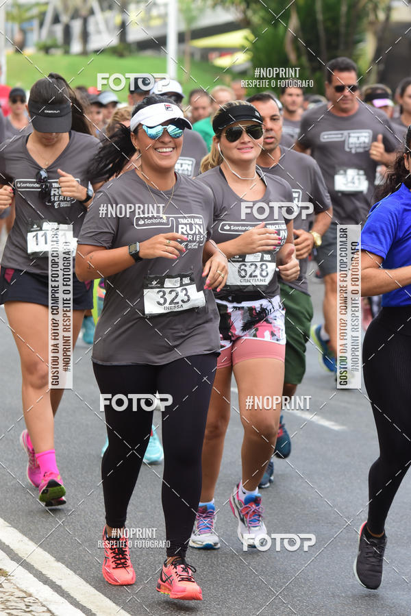 Buy your photos of the eventSantander Track&Field Run Series - Shopping da Bahia on Fotop