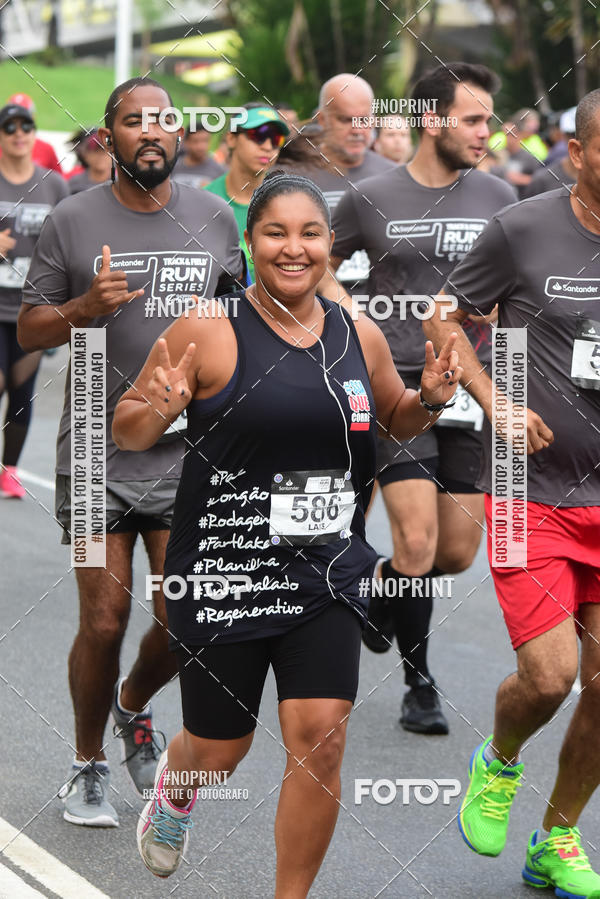 Buy your photos of the eventSantander Track&Field Run Series - Shopping da Bahia on Fotop