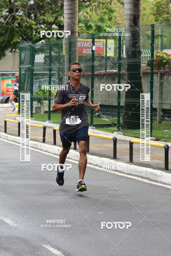 Buy your photos of the eventSantander Track&Field Run Series - Shopping da Bahia on Fotop