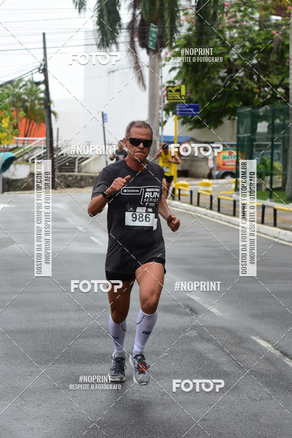 Buy your photos of the eventSantander Track&Field Run Series - Shopping da Bahia on Fotop