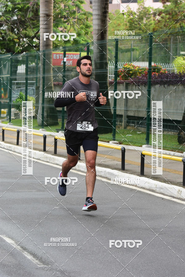 Buy your photos of the eventSantander Track&Field Run Series - Shopping da Bahia on Fotop