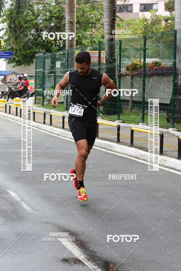 Buy your photos of the eventSantander Track&Field Run Series - Shopping da Bahia on Fotop