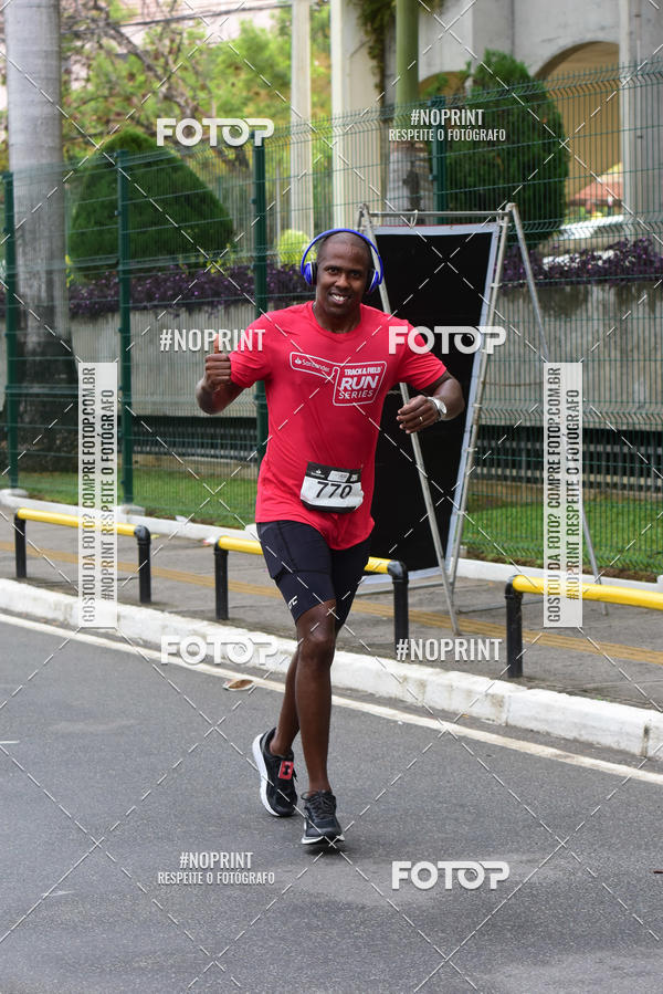 Acquista le foto dell'eventoSantander Track&Field Run Series - Shopping da Bahia in Fotop