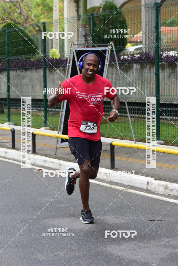 Acquista le foto dell'eventoSantander Track&Field Run Series - Shopping da Bahia in Fotop