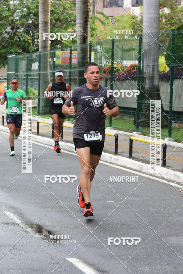 Buy your photos of the eventSantander Track&Field Run Series - Shopping da Bahia on Fotop