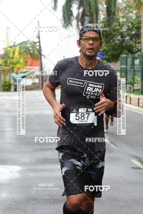Buy your photos of the eventSantander Track&Field Run Series - Shopping da Bahia on Fotop