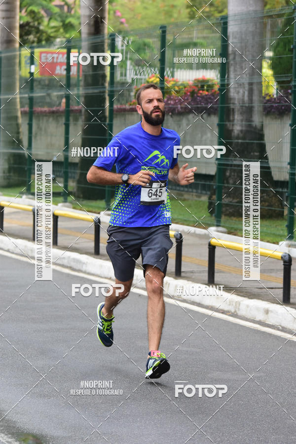 Buy your photos of the eventSantander Track&Field Run Series - Shopping da Bahia on Fotop