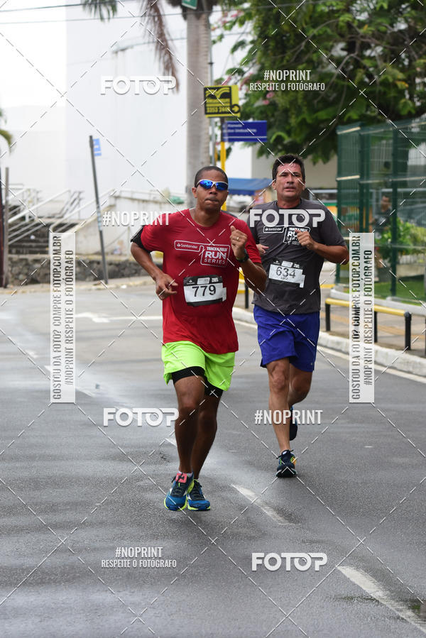 Buy your photos of the eventSantander Track&Field Run Series - Shopping da Bahia on Fotop
