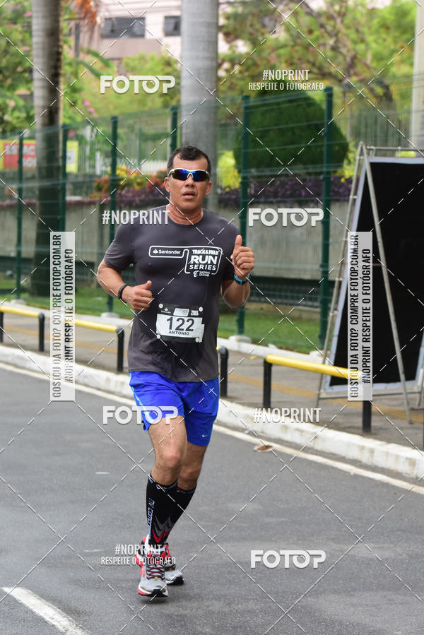 Buy your photos of the eventSantander Track&Field Run Series - Shopping da Bahia on Fotop