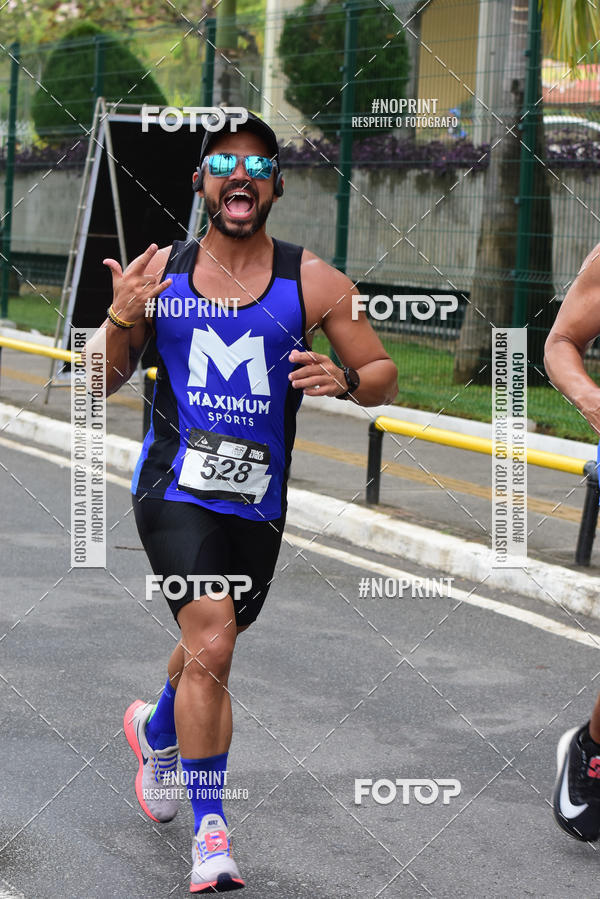Buy your photos of the eventSantander Track&Field Run Series - Shopping da Bahia on Fotop