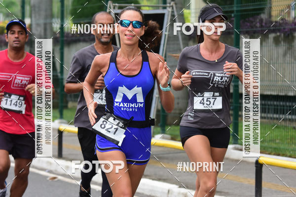 Buy your photos of the eventSantander Track&Field Run Series - Shopping da Bahia on Fotop