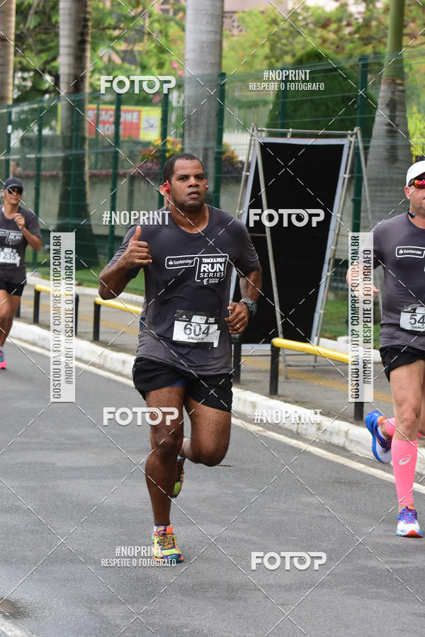 Buy your photos of the eventSantander Track&Field Run Series - Shopping da Bahia on Fotop