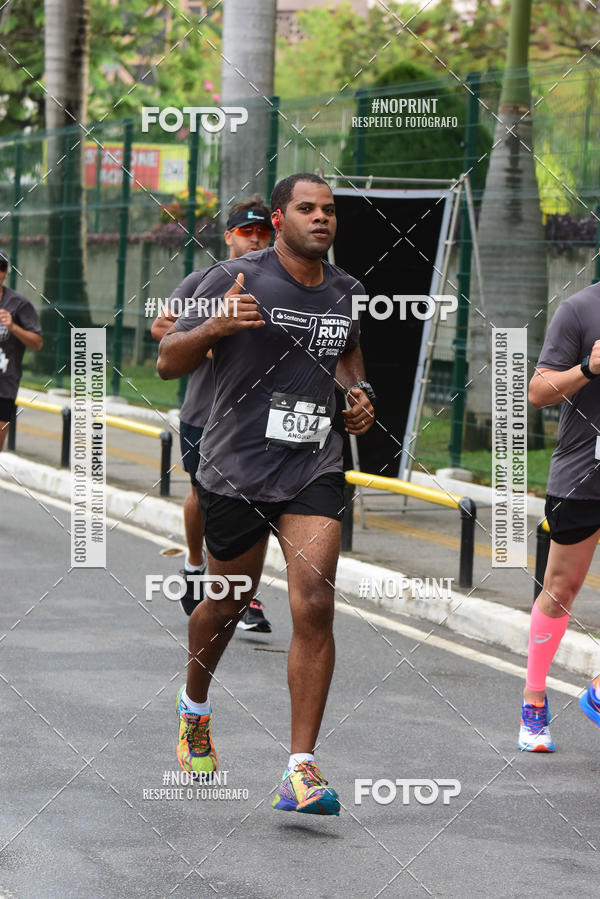 Buy your photos of the eventSantander Track&Field Run Series - Shopping da Bahia on Fotop