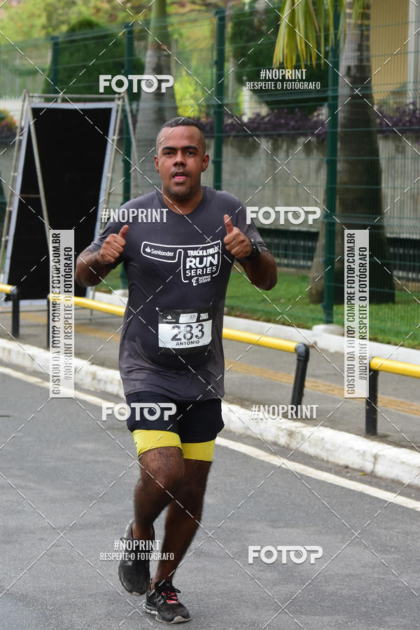 Buy your photos of the eventSantander Track&Field Run Series - Shopping da Bahia on Fotop