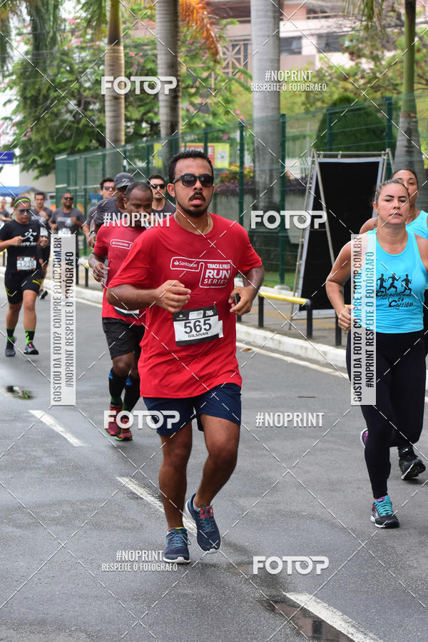 Buy your photos of the eventSantander Track&Field Run Series - Shopping da Bahia on Fotop