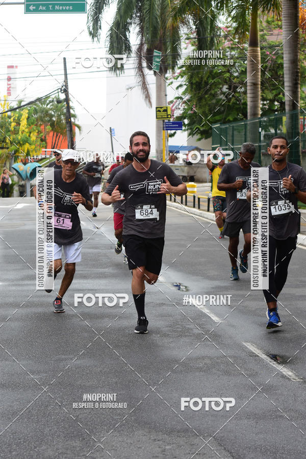 Buy your photos of the eventSantander Track&Field Run Series - Shopping da Bahia on Fotop