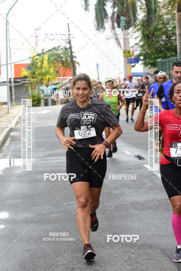 Buy your photos of the eventSantander Track&Field Run Series - Shopping da Bahia on Fotop
