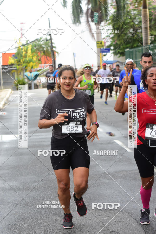 Buy your photos of the eventSantander Track&Field Run Series - Shopping da Bahia on Fotop