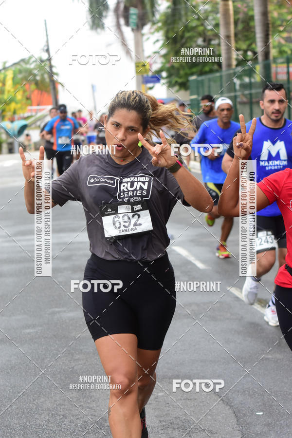 Buy your photos of the eventSantander Track&Field Run Series - Shopping da Bahia on Fotop