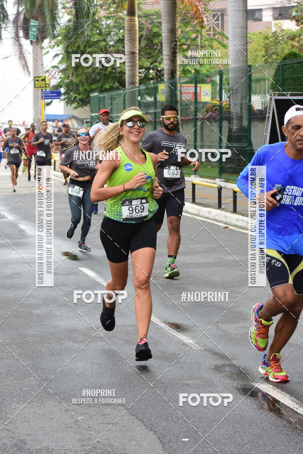 Buy your photos of the eventSantander Track&Field Run Series - Shopping da Bahia on Fotop