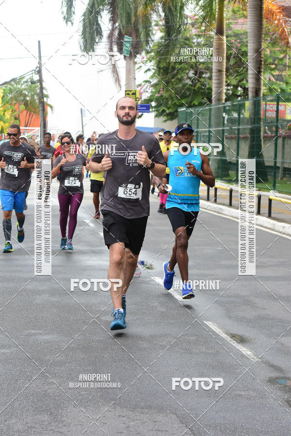 Buy your photos of the eventSantander Track&Field Run Series - Shopping da Bahia on Fotop