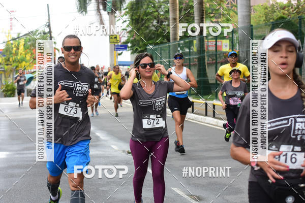 Buy your photos of the eventSantander Track&Field Run Series - Shopping da Bahia on Fotop