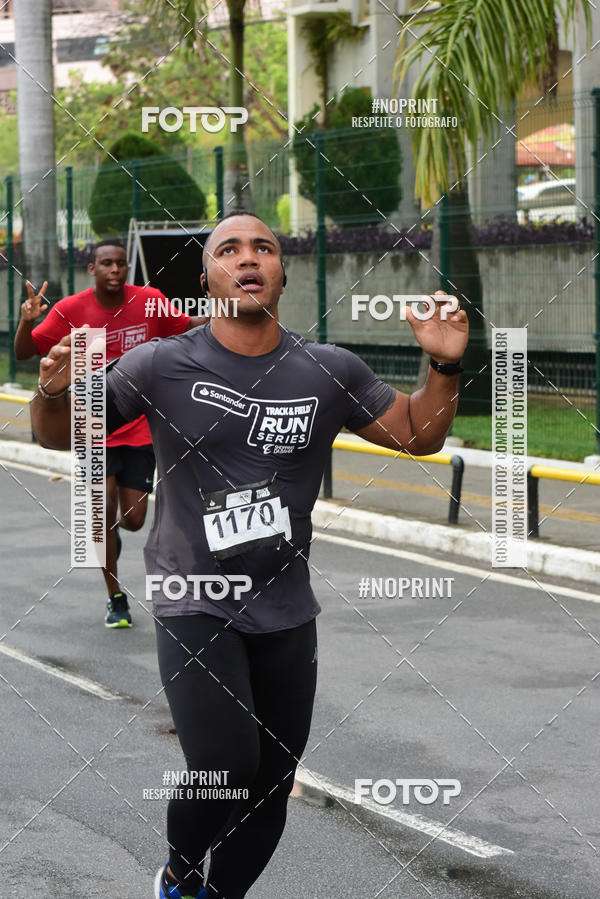 Buy your photos of the eventSantander Track&Field Run Series - Shopping da Bahia on Fotop