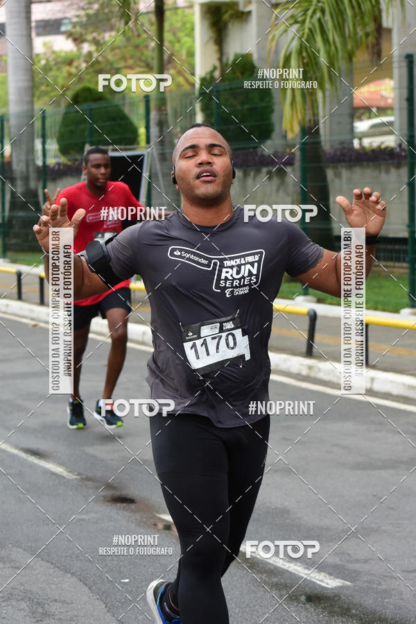 Buy your photos of the eventSantander Track&Field Run Series - Shopping da Bahia on Fotop