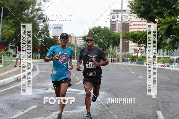 Buy your photos of the eventSantander Track&Field Run Series - Shopping da Bahia on Fotop