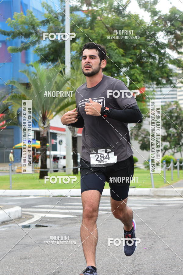 Buy your photos of the eventSantander Track&Field Run Series - Shopping da Bahia on Fotop