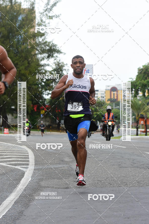 Buy your photos of the eventSantander Track&Field Run Series - Shopping da Bahia on Fotop