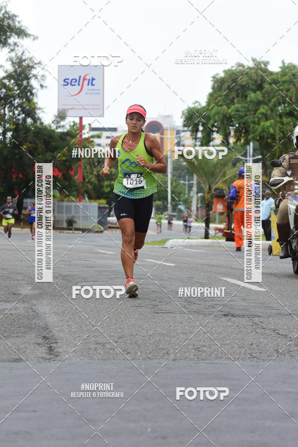 Buy your photos of the eventSantander Track&Field Run Series - Shopping da Bahia on Fotop