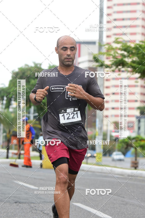 Buy your photos of the eventSantander Track&Field Run Series - Shopping da Bahia on Fotop